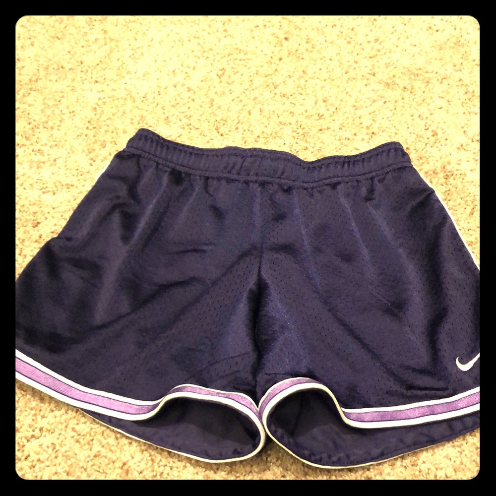 Girls Nike shorts